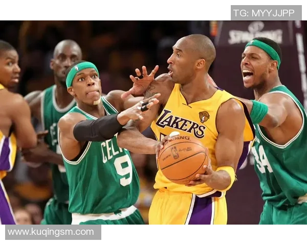 1月21日湖人与凯尔特人经典对决视频回放精彩瞬间回顾与分析 1月21日湖人与凯尔特人经典对决视频回放精彩瞬间回顾与分析