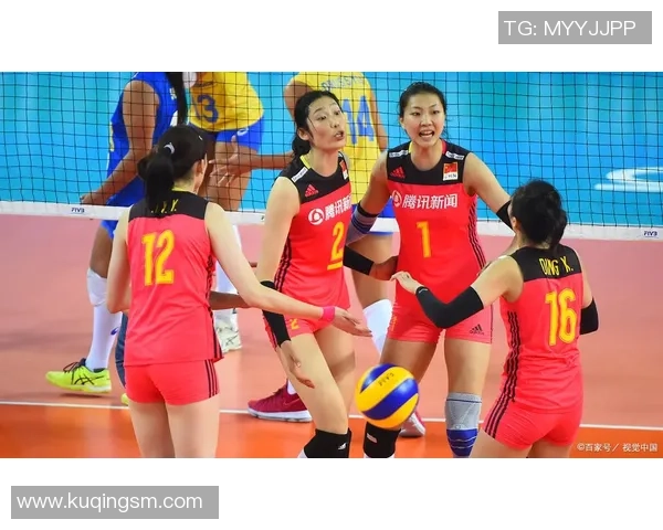 中国香港U23队与巴勒斯U23队激战正酣精彩对决引发球迷热议 中国香港U23队与巴勒斯U23队激战正酣精彩对决引发球迷热议